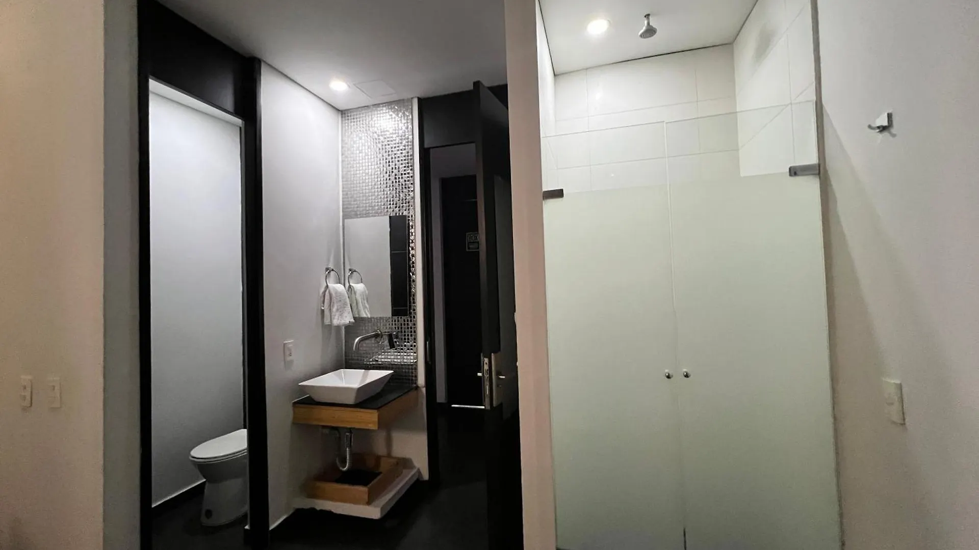 ***  Graffity Hotel Med Medellin Colombia